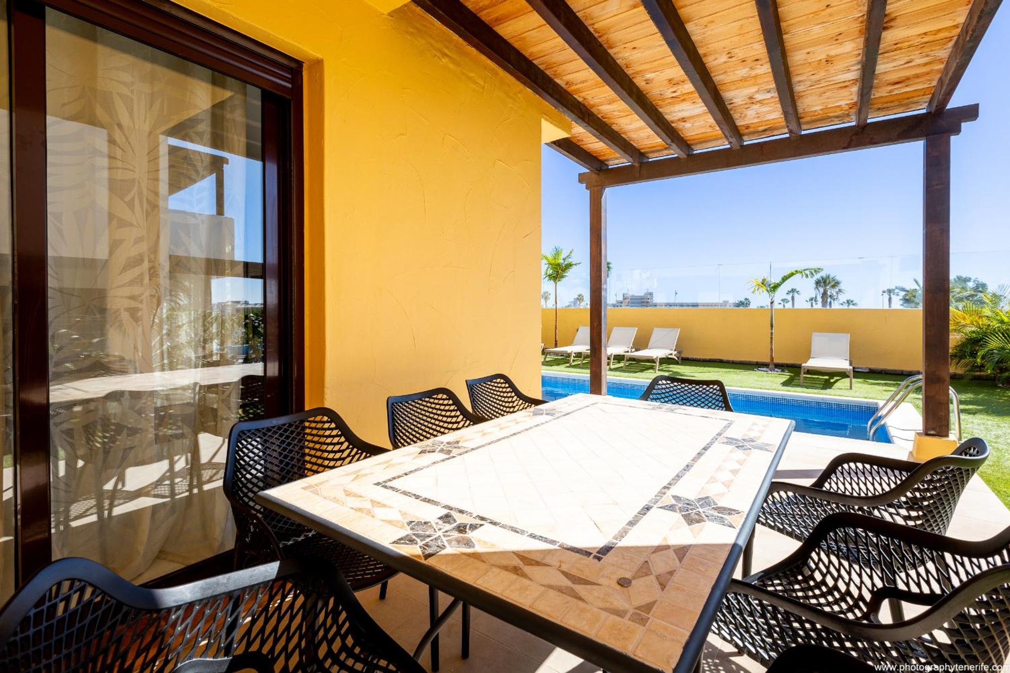 Villa With 4 Bedrooms And Private Heated Pool San Miguel de Abona Kültér fotó